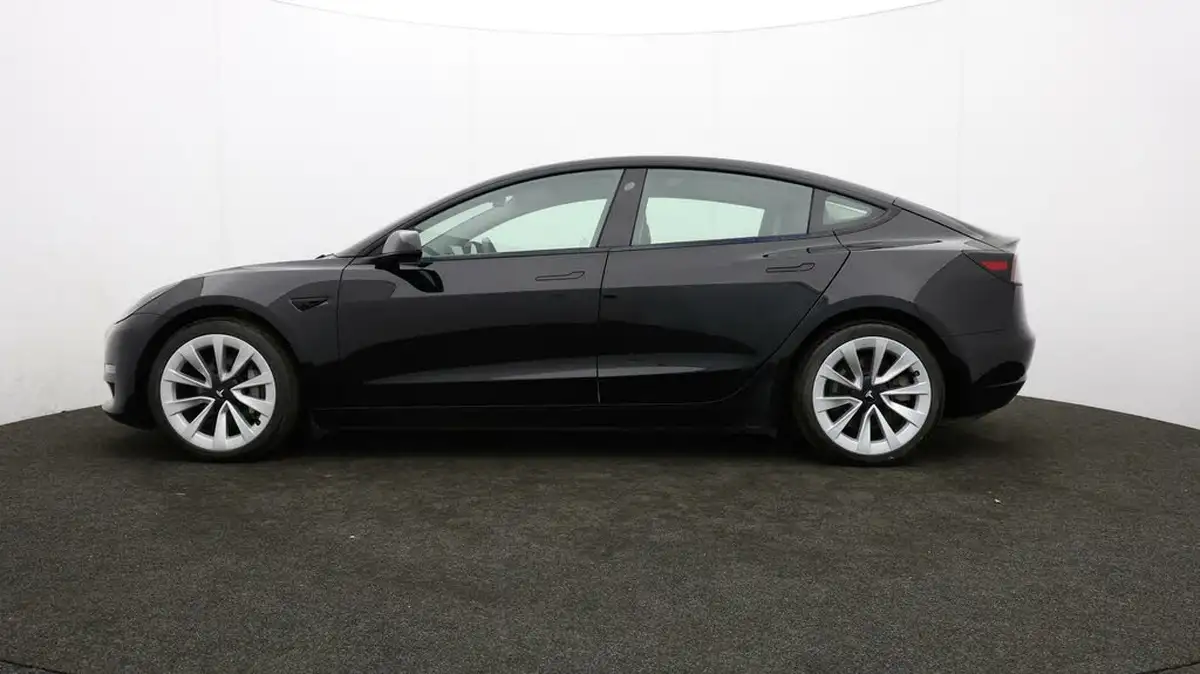 2021-tesla-model-3-e-long-range-4x4-big-62
