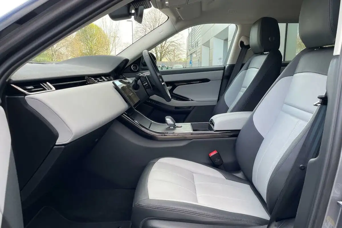 2024-land-rover-range-rover-evoque-20-d200-dynamic-se-big-9