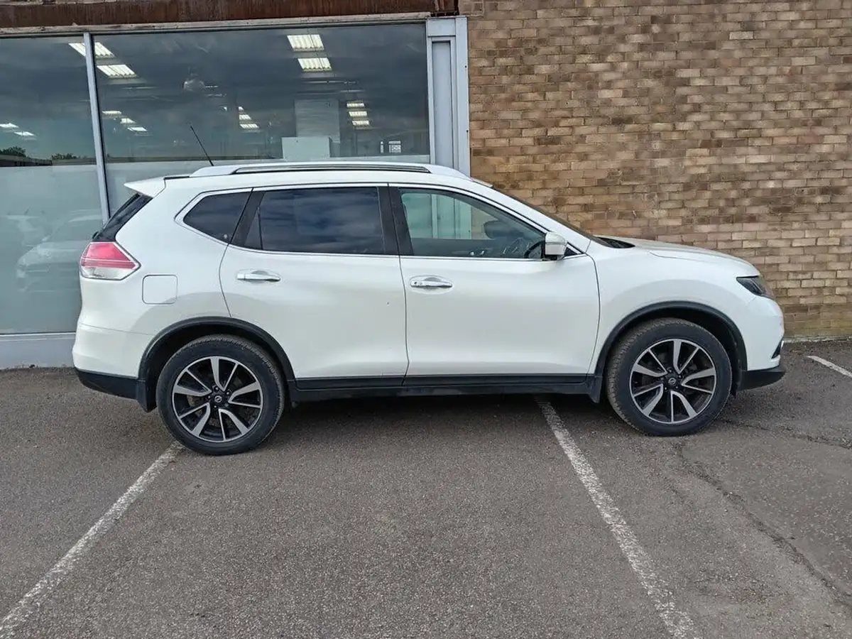 2016-nissan-x-trail-16dci-n-tec-7-seat-big-3