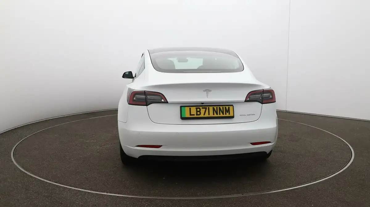 2021-tesla-model-3-e-long-range-awd-big-50