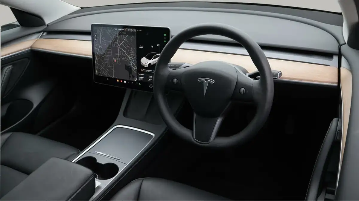 2021-tesla-model-3-e-long-range-awd-big-9