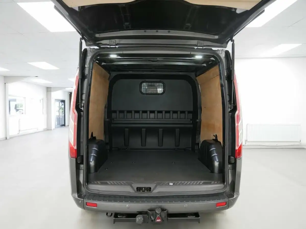 2015-ford-transit-custom-22tdci-290-l2h1-limited-155ps-double-cab-in-van-big-4