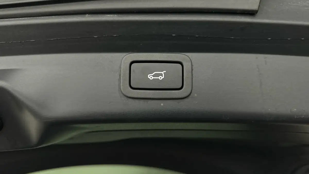 2021-jaguar-i-pace-ev400-hse-big-40