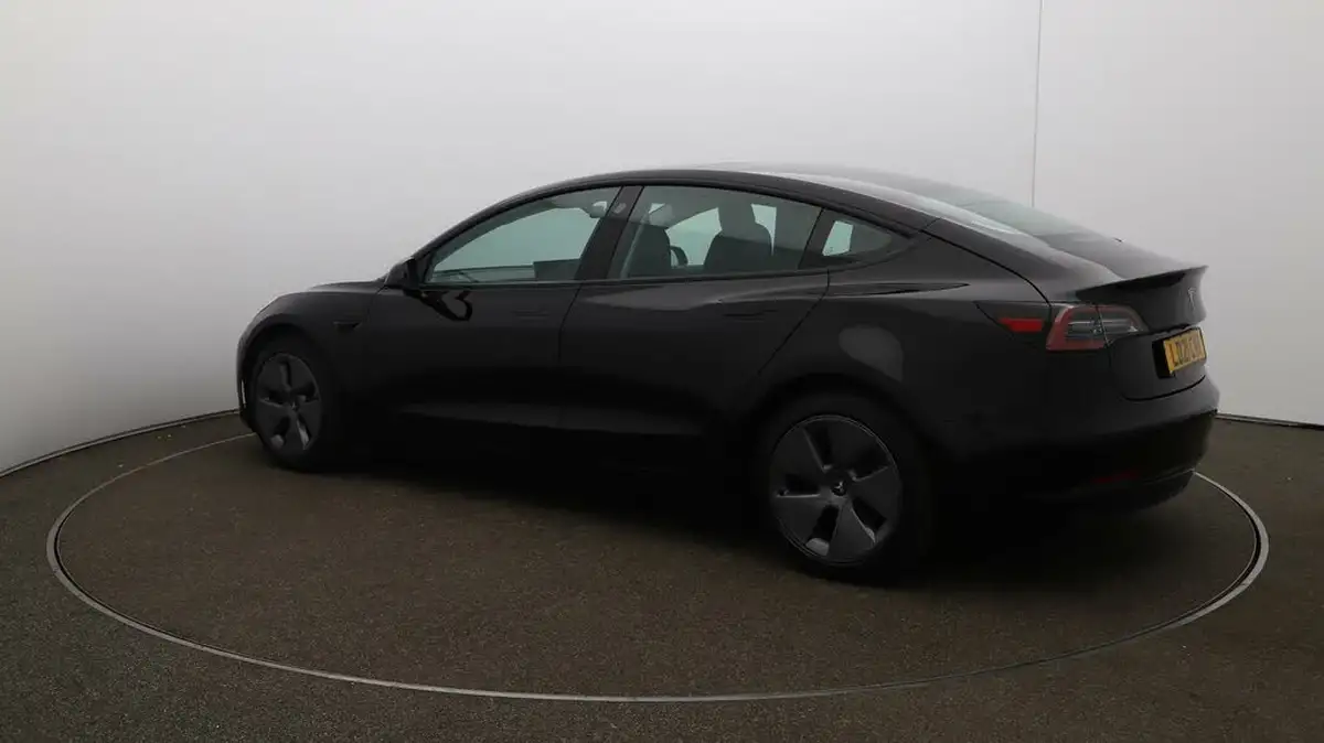 2021-tesla-model-3-e-long-range-4x4-big-28