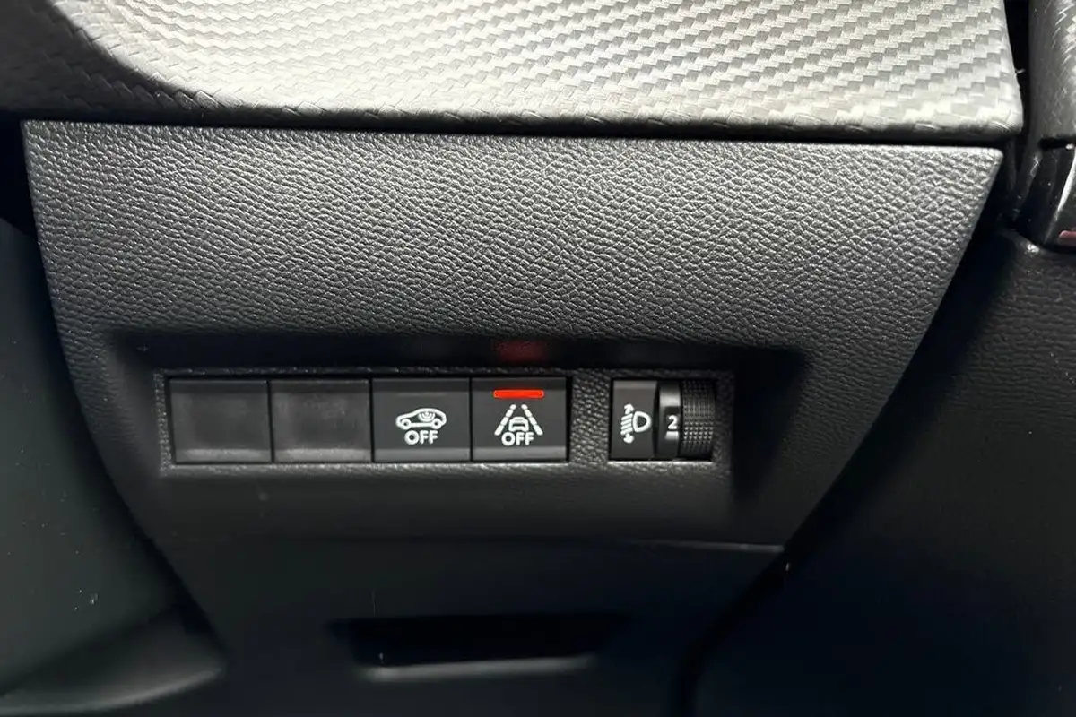 2023-peugeot-208-12-puretech-active-premium-75ps-big-21