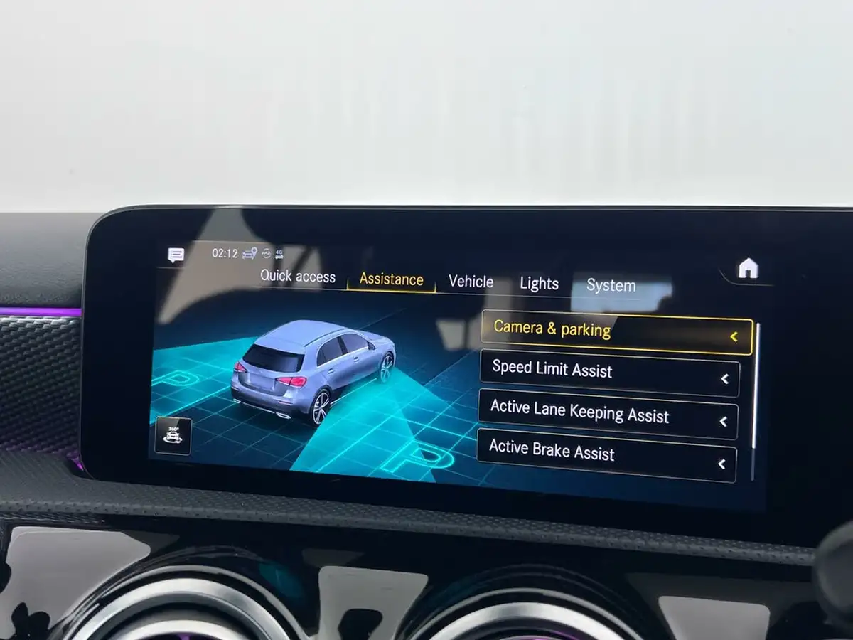 2019-mercedes-benz-a-class-15d-a180d-sport-premium-hatchback-5d-7g-dct-big-32