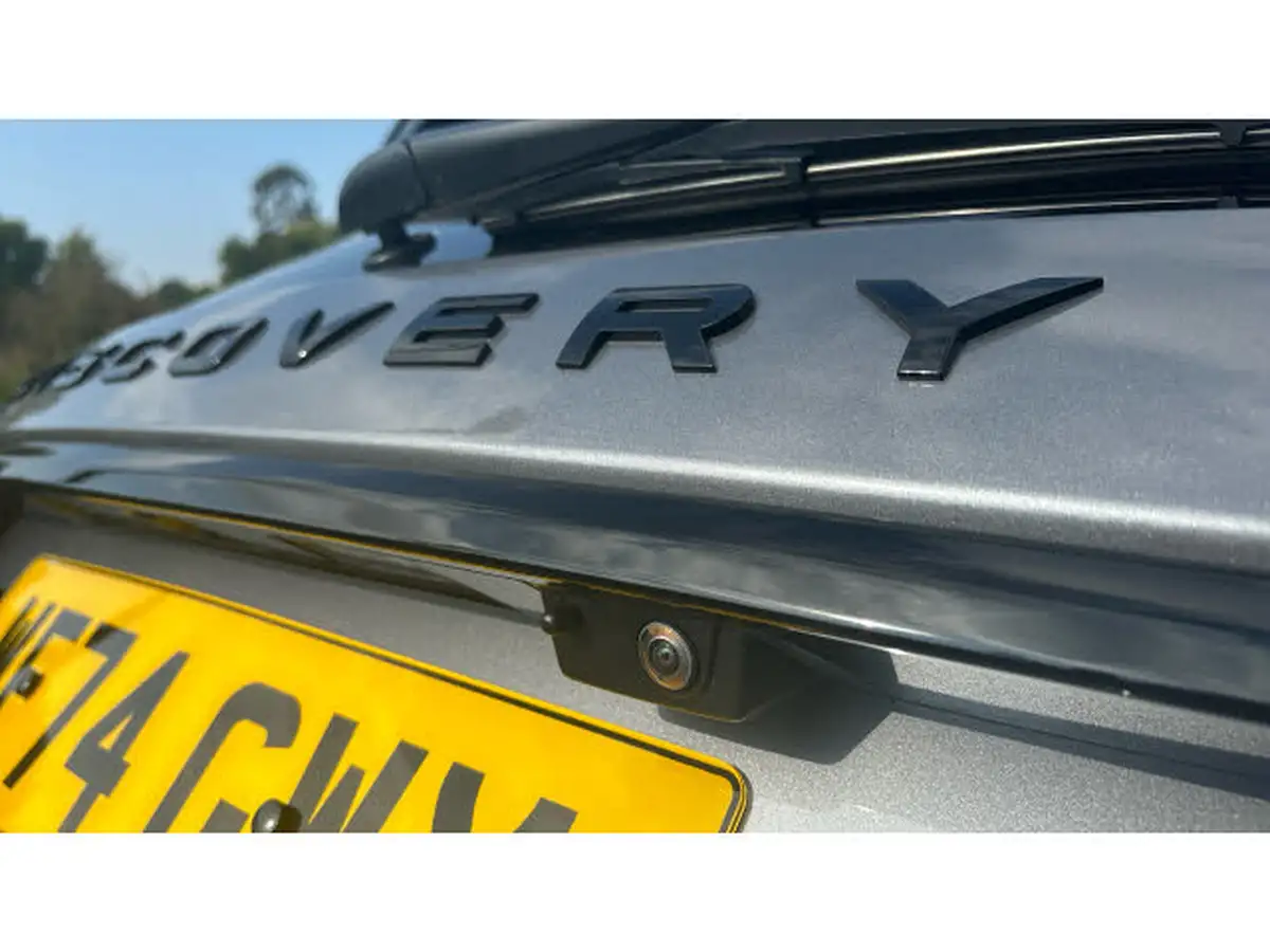 2024-land-rover-discovery-sport-15-p300e-dynamic-se-big-20