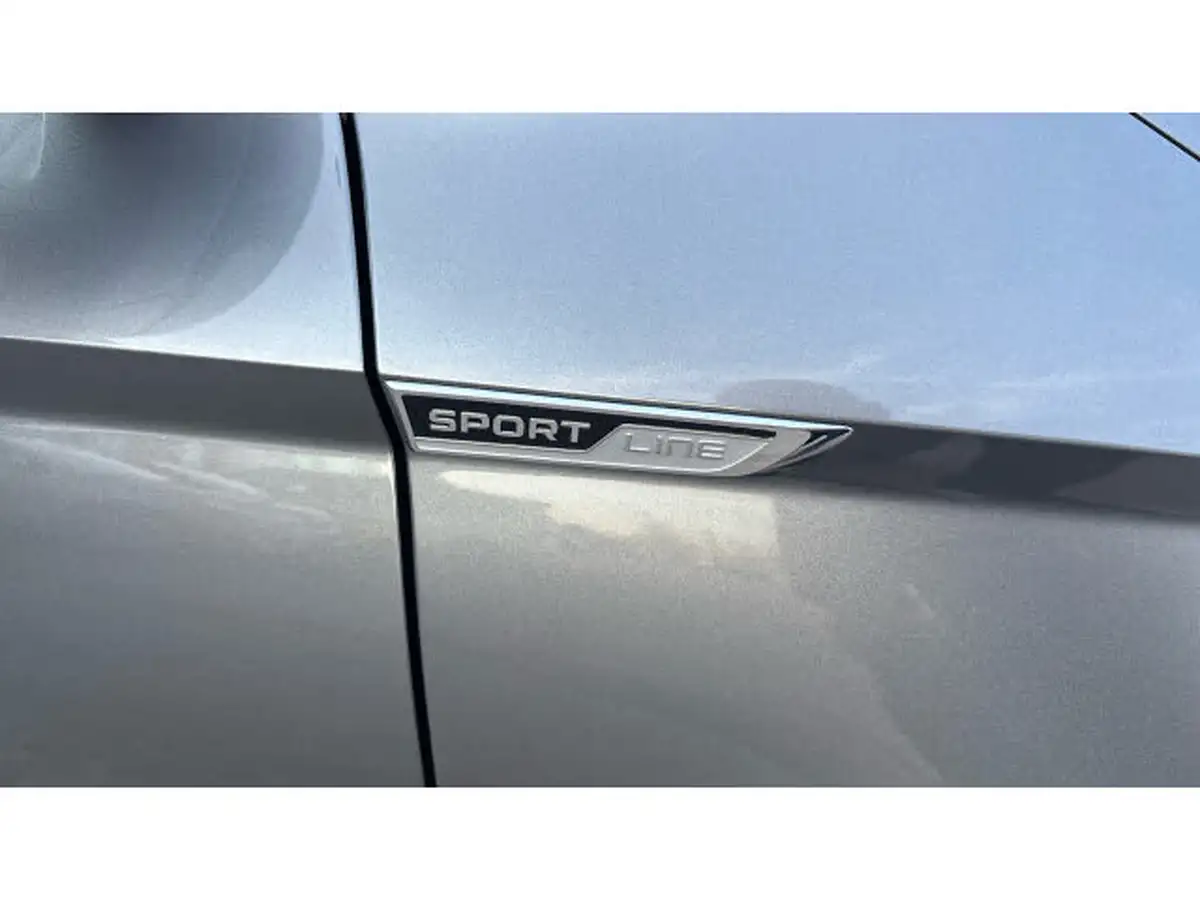 2022-skoda-karoq-15-tsi-sportline-big-44