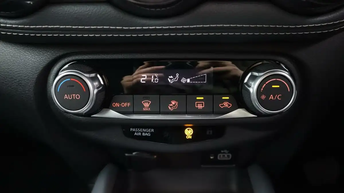 2021-nissan-juke-10-dig-t-n-connecta-117ps-dct-big-12