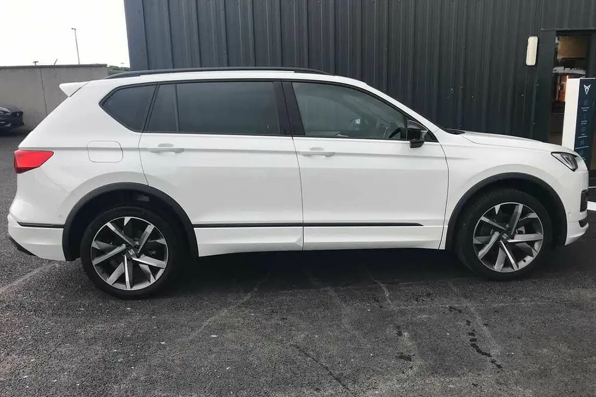 2023-seat-tarraco-15-ecotsi-fr-sport-dsg-big-3
