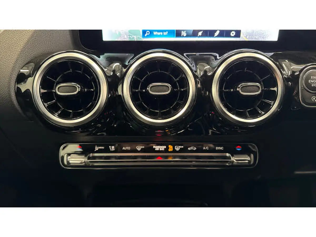 2023-mercedes-benz-gla-class-13-gla-200-sport-executive-station-wagon-big-30