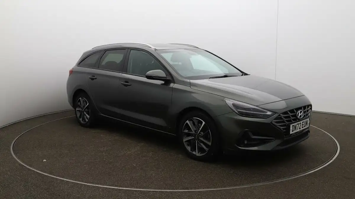2022-hyundai-i30-10-t-gdi-premium-tourer-big-34