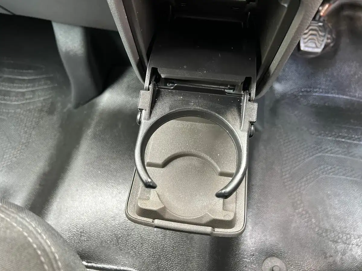 2023-ford-transit-custom-big-30