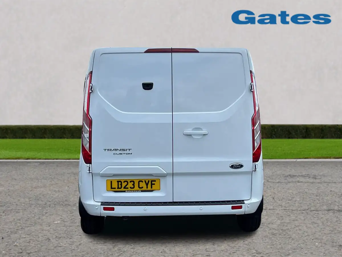 2023-ford-transit-custom-big-6