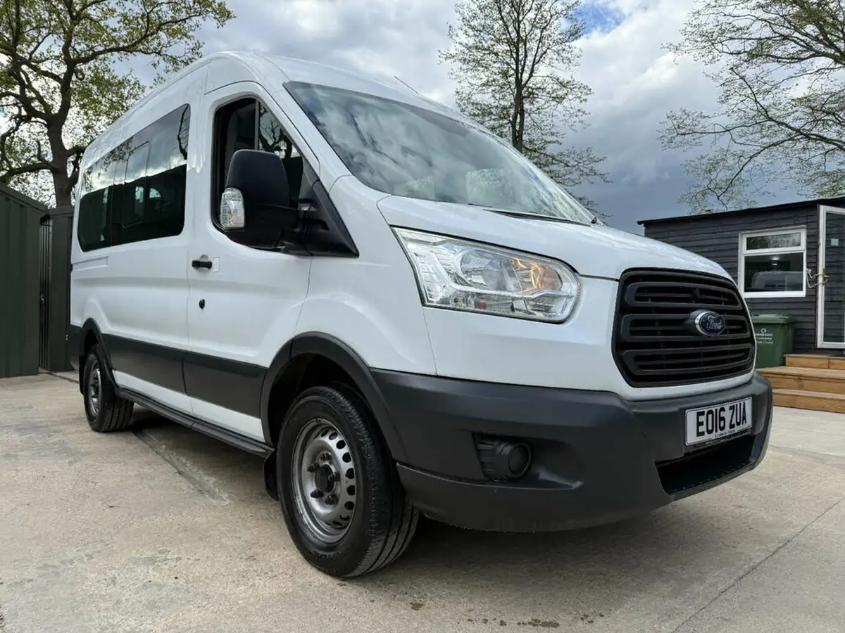 2016-ford-transit-22tdci-350-l2h2-125pseu6-hdt-bus-11-seats-big-5