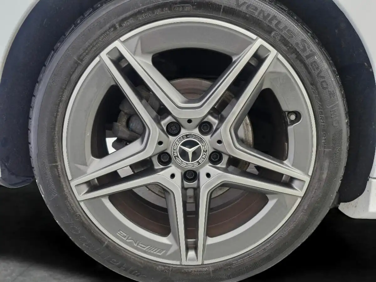 2019-mercedes-benz-a-class-13-a200-amg-line-hatchback-5d-7g-dct-big-25