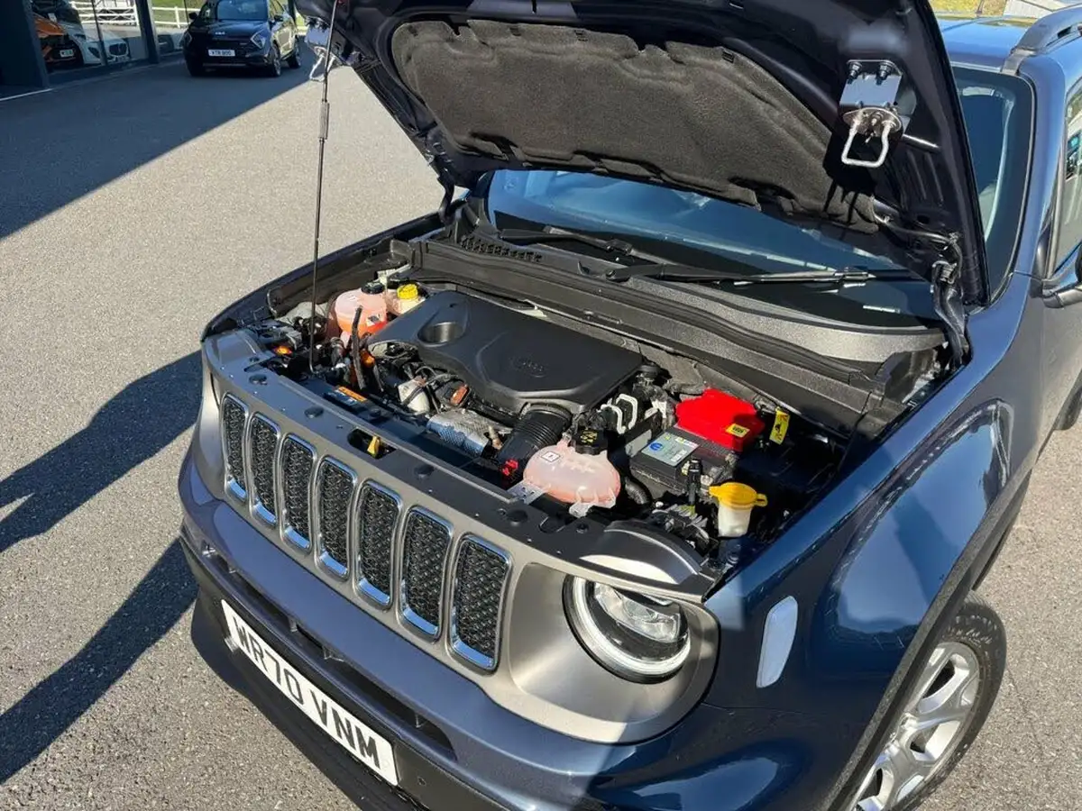 2020-jeep-renegade-13-gse-limited-phev-big-17