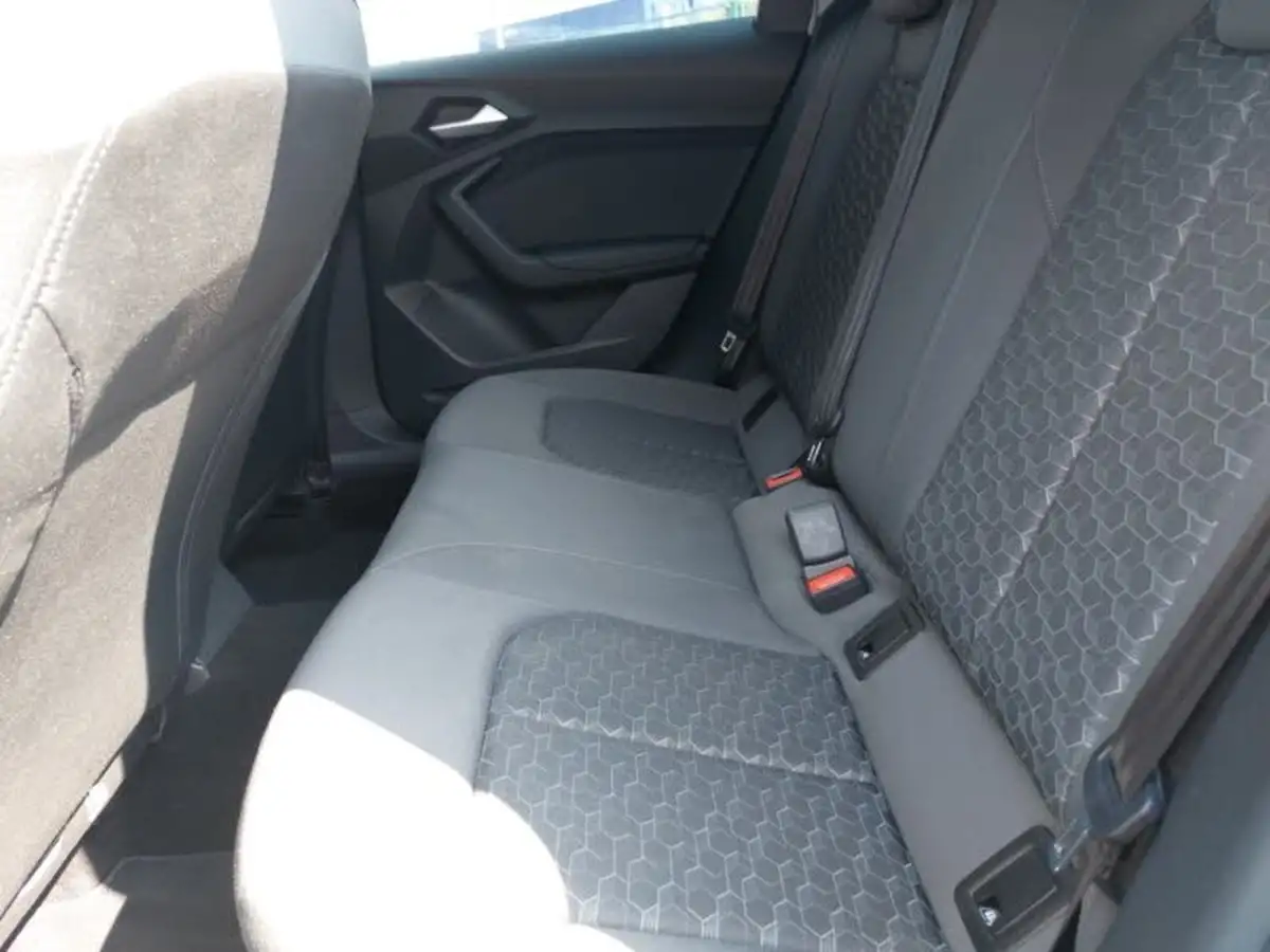 2022-audi-a1-10-30-tfsi-sport-s-tronic-big-5
