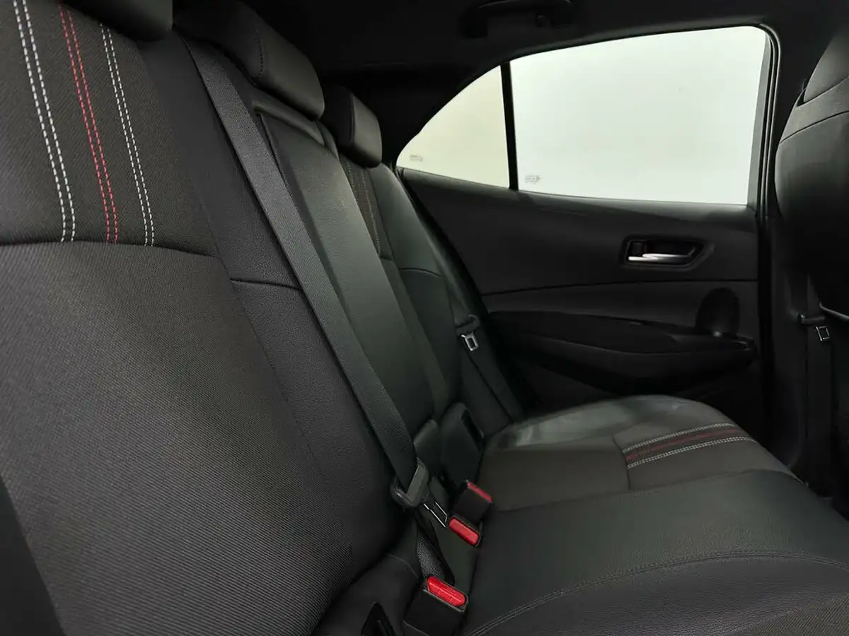 2021-toyota-corolla-18-vvt-i-gr-sport-trk-hatchback-big-42