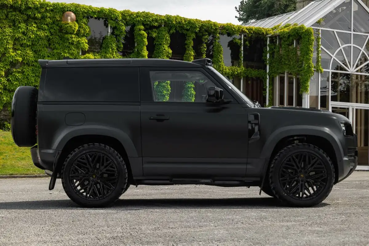 2023-land-rover-90-defender-30-d250-hard-top-standard-90-2996cc-big-20