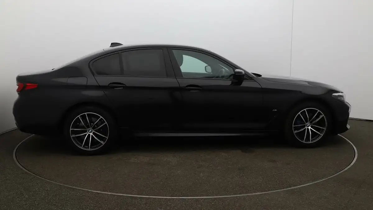 2021-bmw-5-series-20-530e-xdrive-m-sport-saloon-4d-big-42