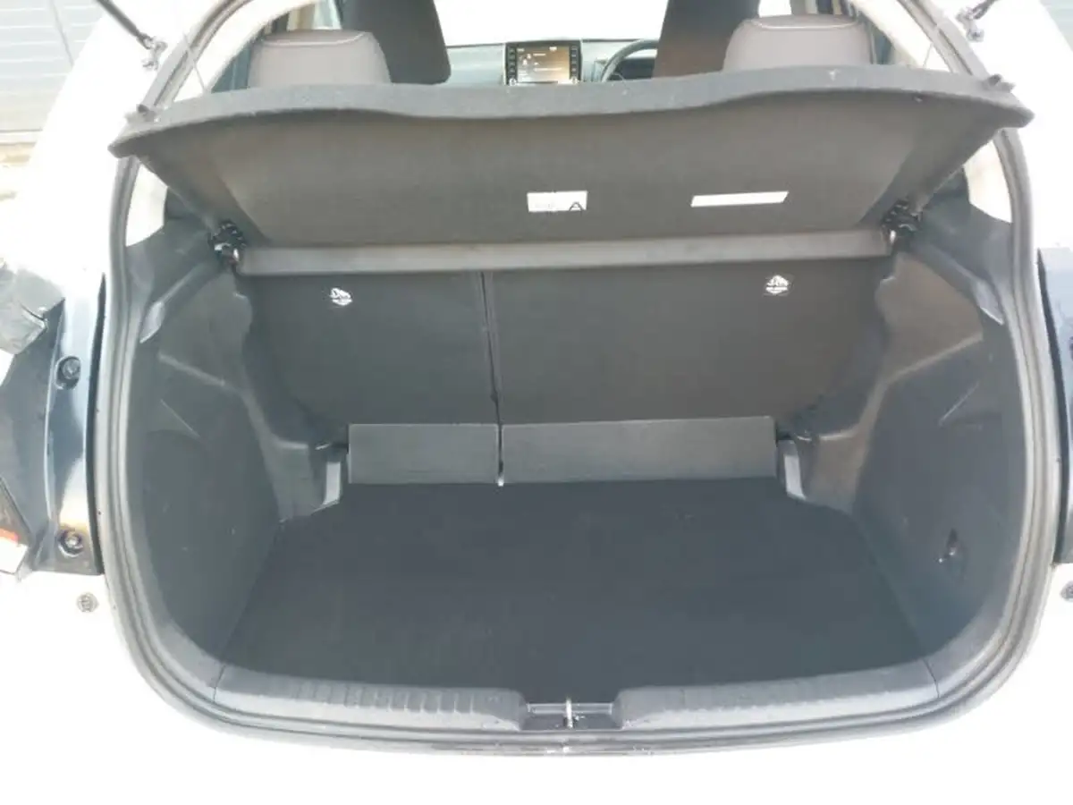 2022-toyota-yaris-15-vvt-i-design-big-7