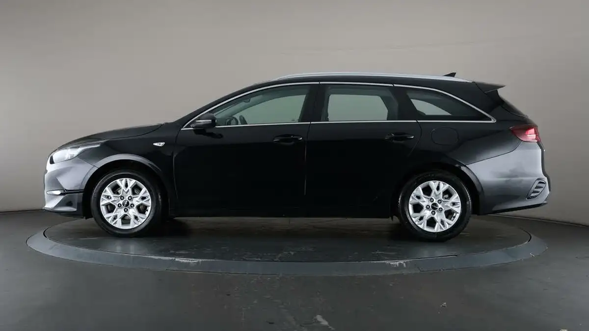 2023-kia-ceed-15-t-gdi-2-158bhp-sportswagon-big-28