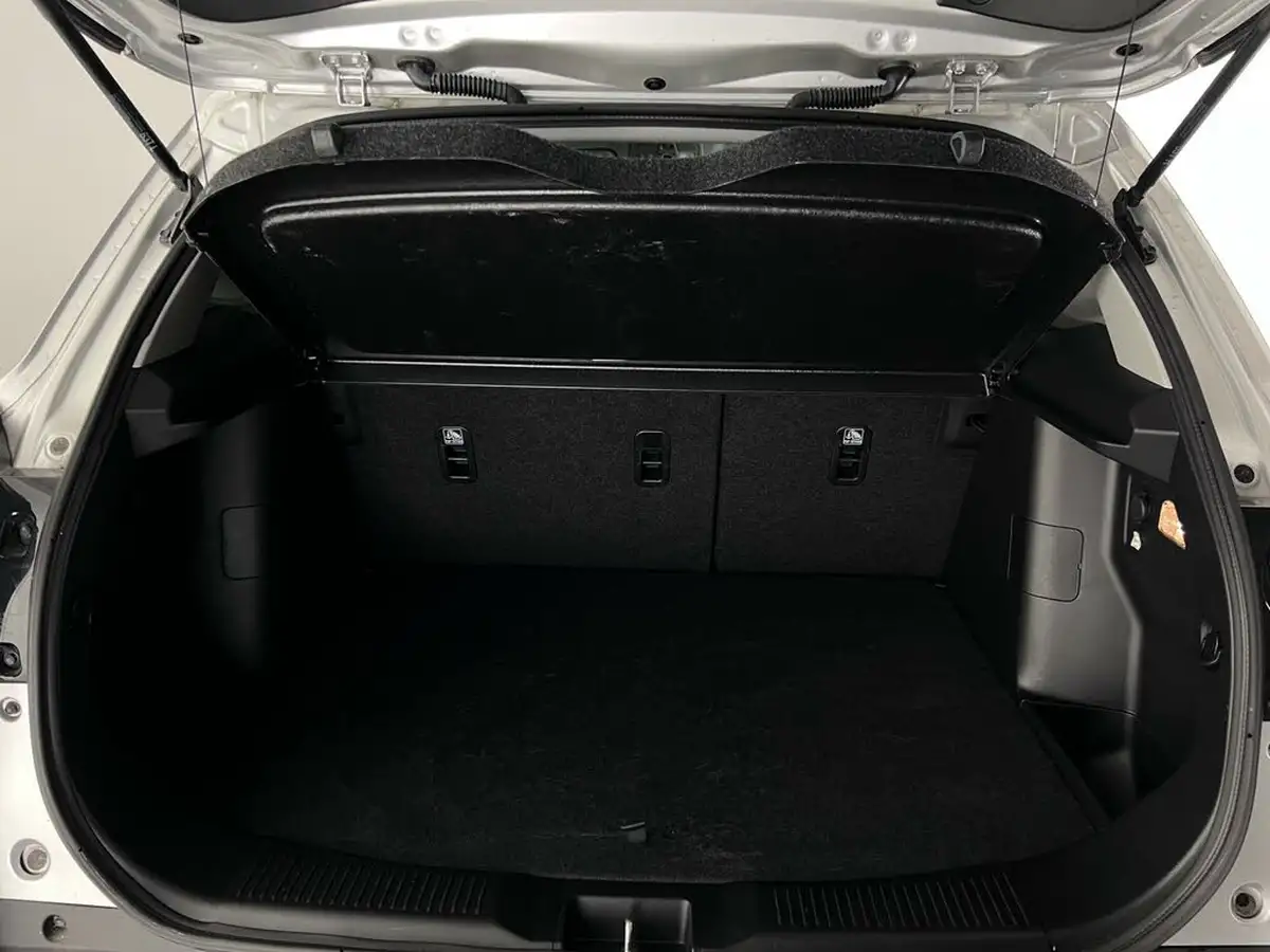2023-suzuki-s-cross-14-boosterjet-motion-big-9