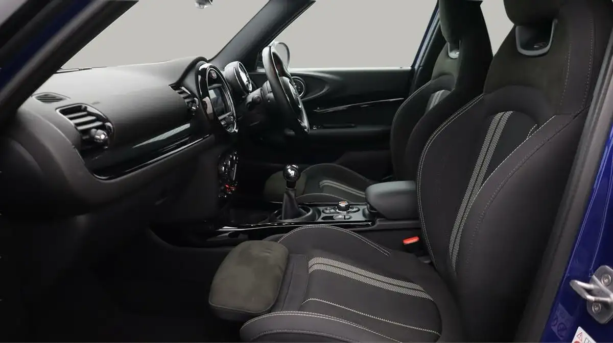 2019-mini-clubman-20-cooper-s-sport-comfort-big-14