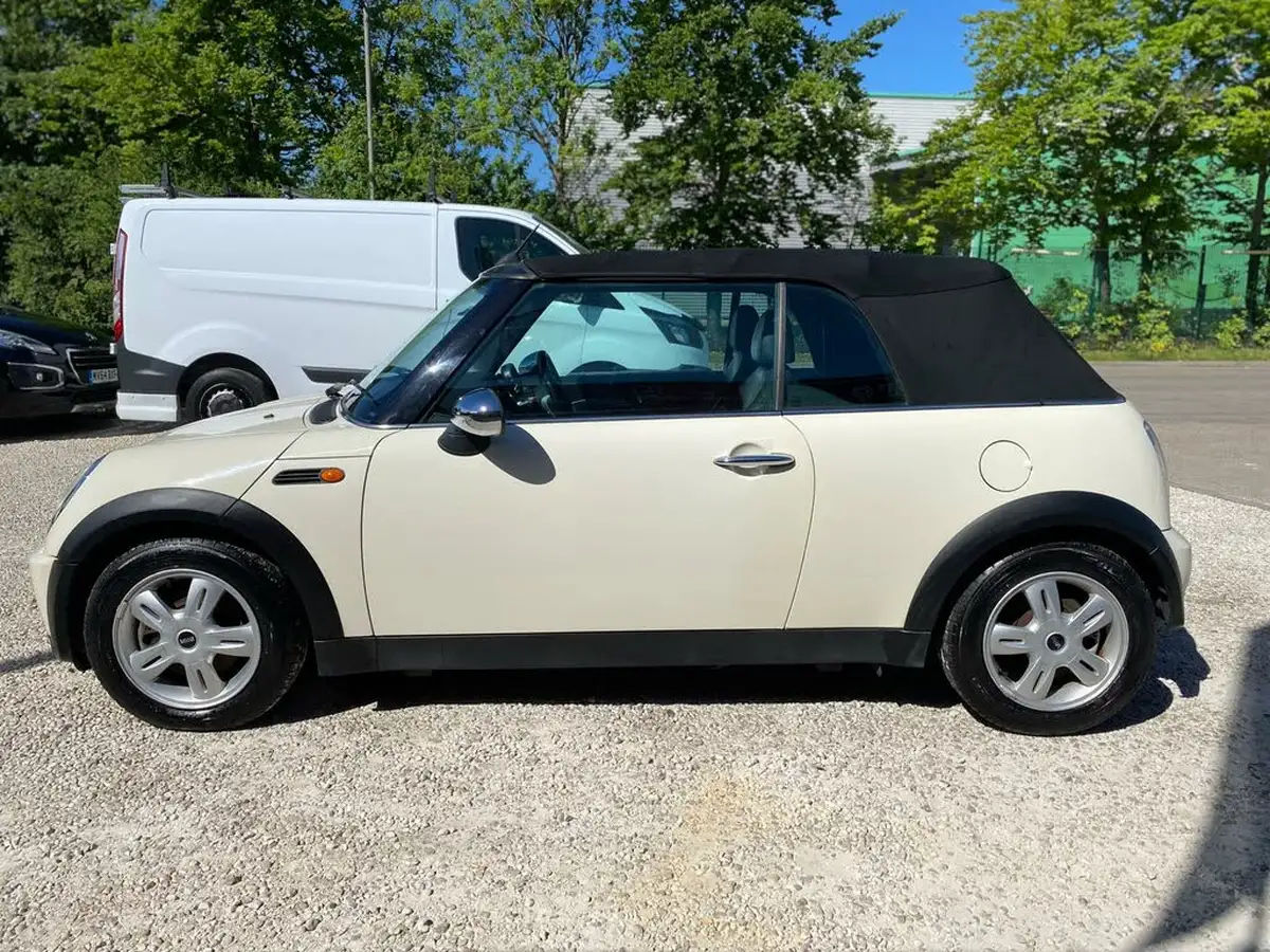 2007-mini-cooper-16-one-90bhp-convertible-2d-big-41