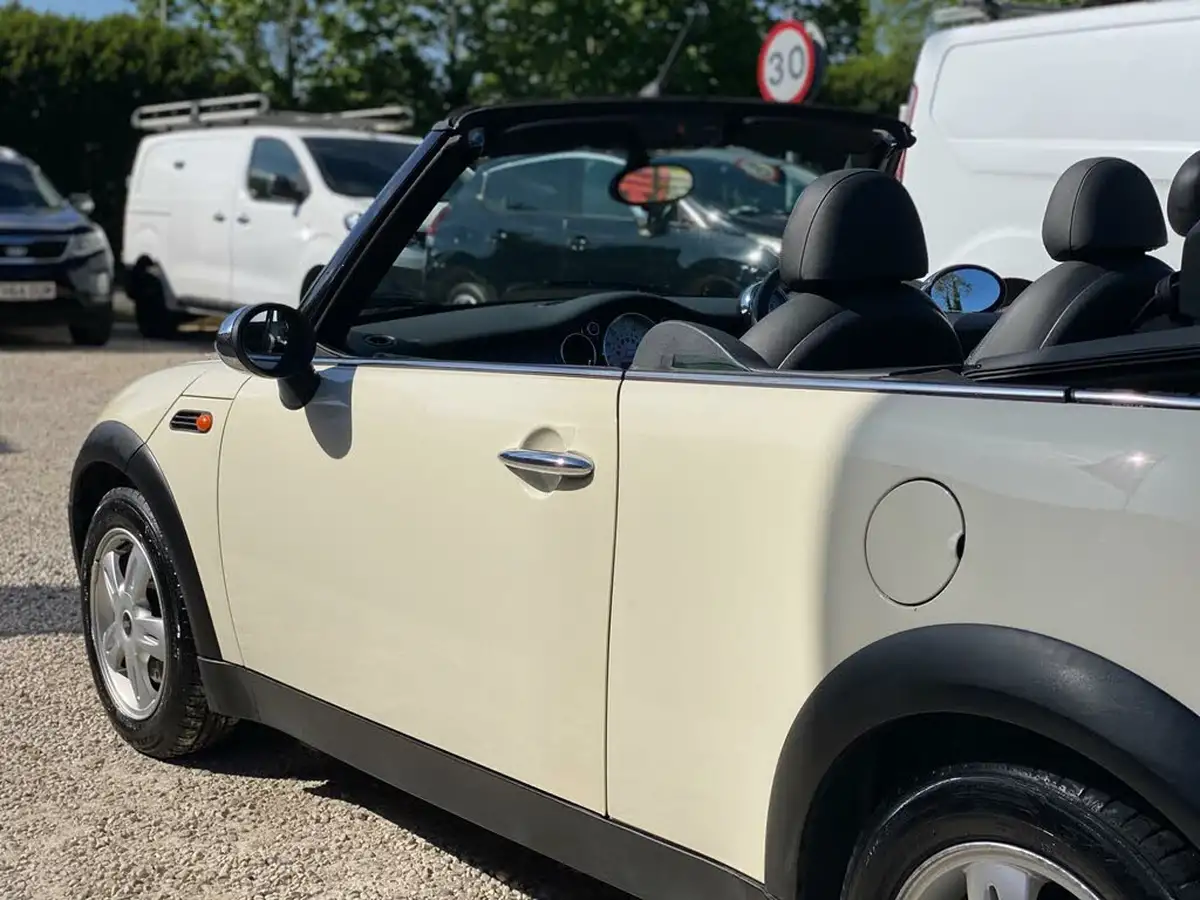 2007-mini-cooper-16-one-90bhp-convertible-2d-big-20