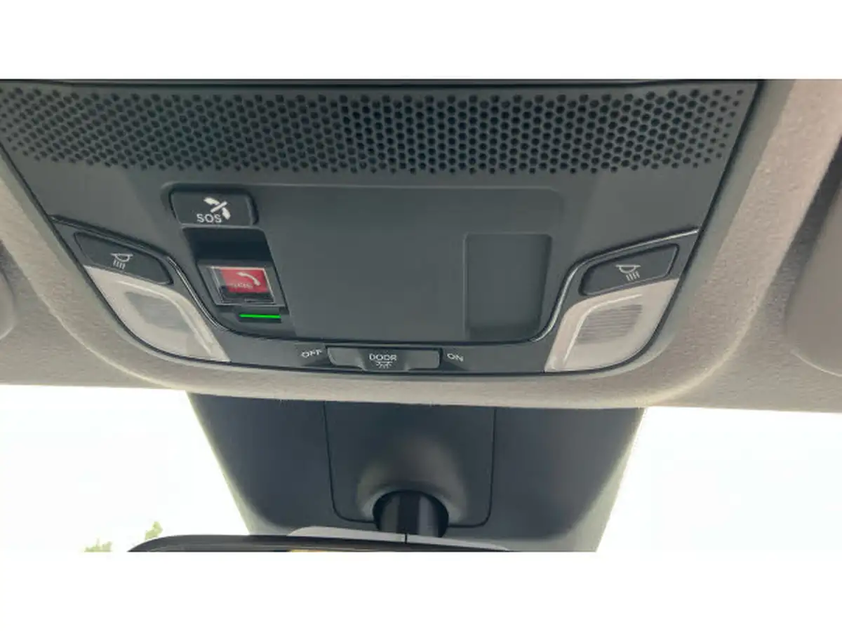 2022-honda-jazz-15-i-mmd-ex-107ps-big-38