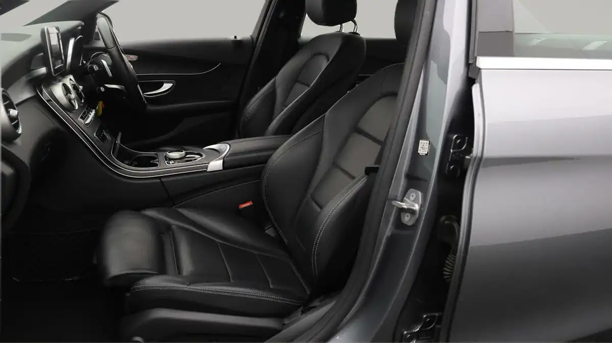 2018-mercedes-benz-c-class-21d-c220d-amg-line-ss-saloon-4d-9g-tronic-plus-big-14