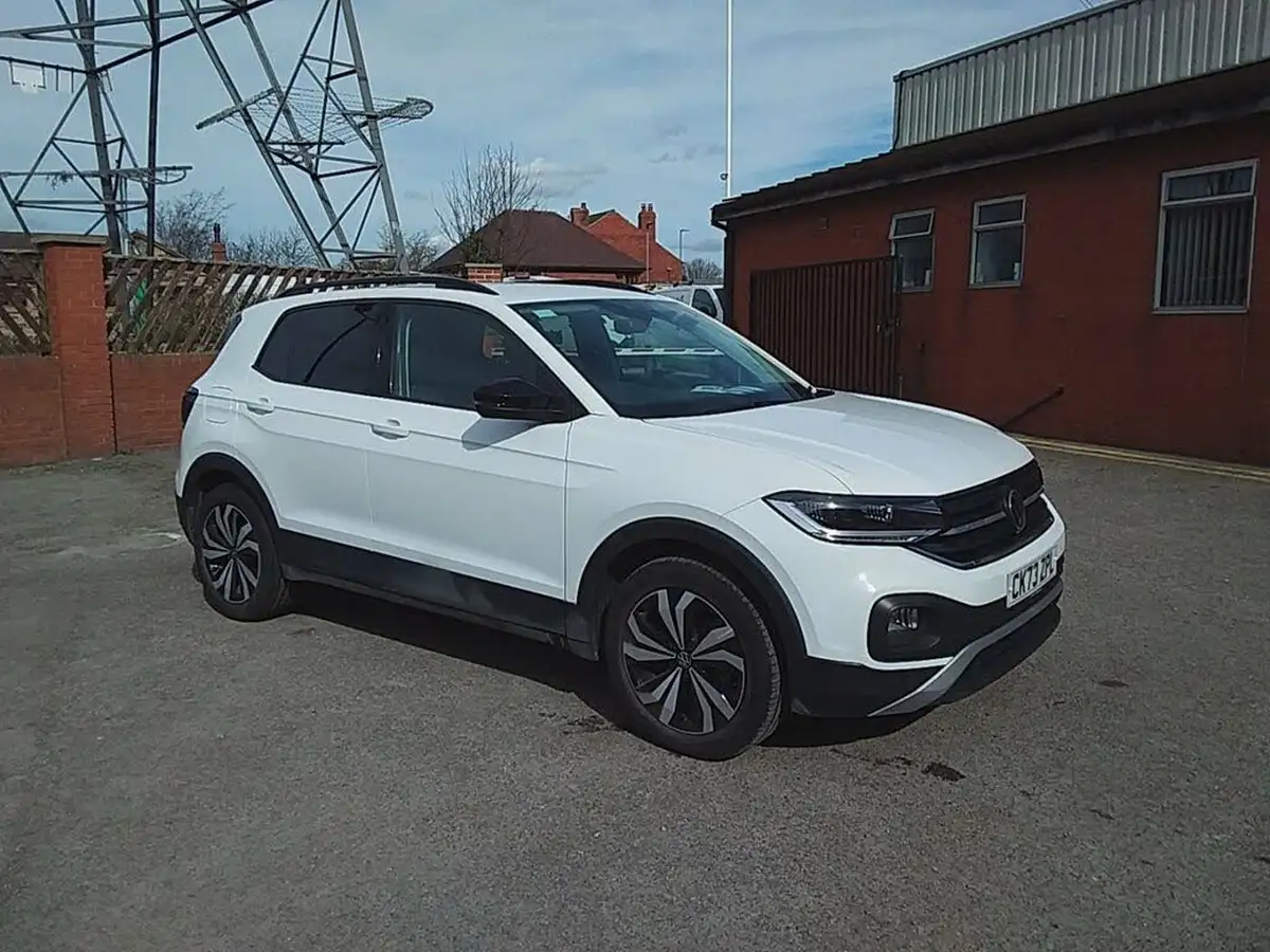 2023-volkswagen-t-cross-10-tsi-black-edition-110ps-big-0