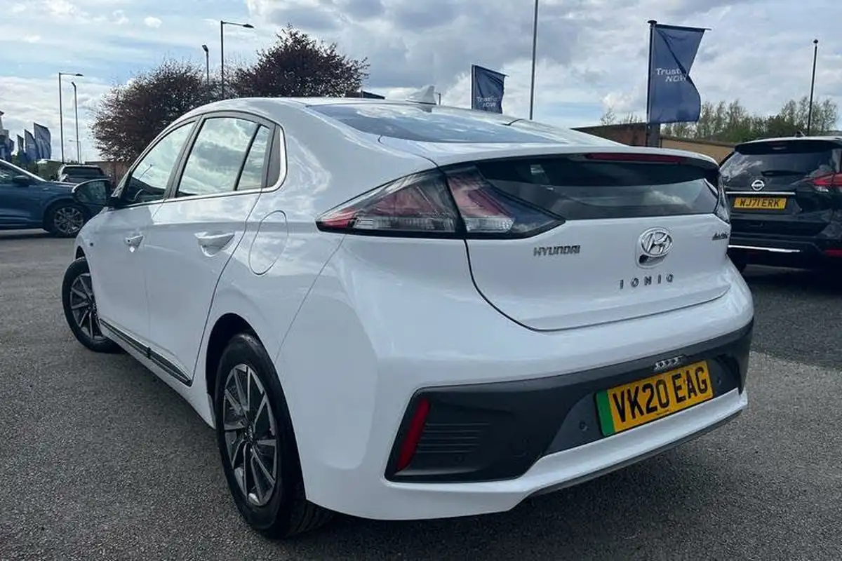 2020-hyundai-kona-e-premium-136ps-39kwh-big-37
