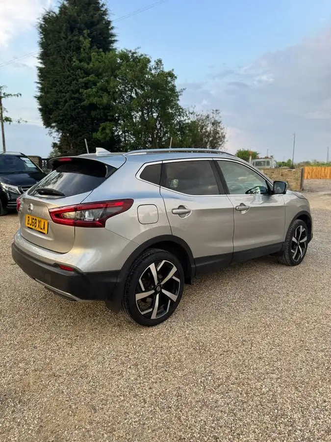 2018-nissan-qashqai-15dci-tekna-110ps-big-2
