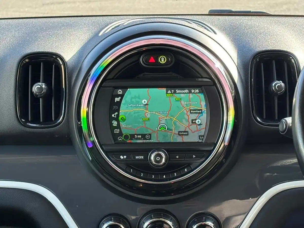 2018-mini-countryman-15-cooper-s-e-phev-exclusive-comfortnav-plusss-big-16