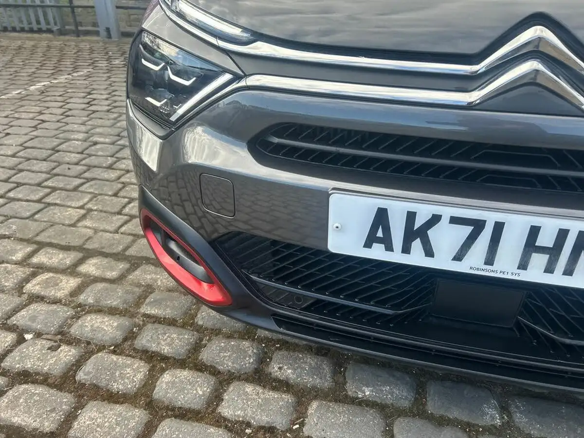 2022-citroen-c4-12-puretech-shine-130ps-big-22