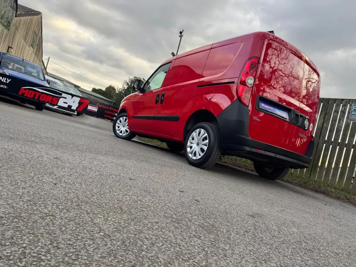 2013-fiat-doblo-cargo-13td-maxi-big-1