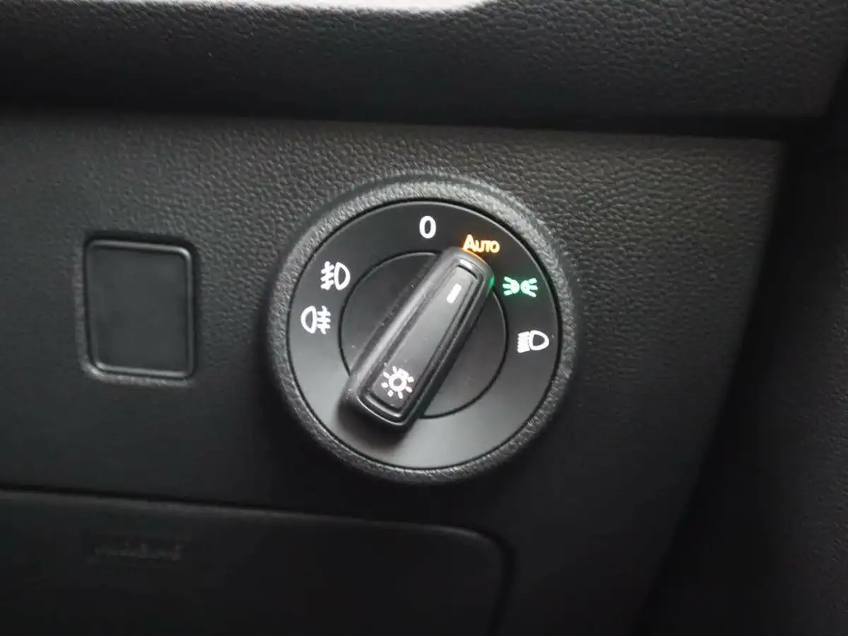 2023-seat-ateca-20tdi-fr-5d-big-24