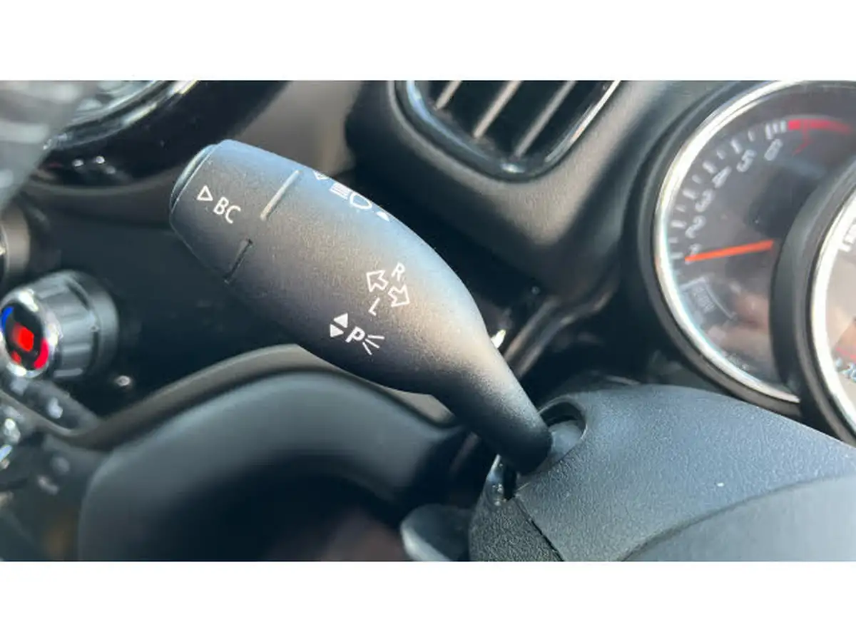 2018-mini-countryman-15-cooper-classic-ss-auto-big-28