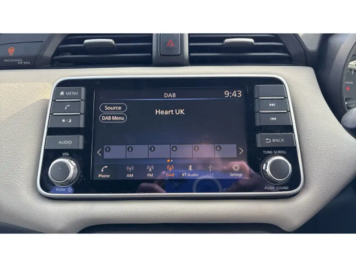 2022-nissan-micra-10-ig-t-acenta-big-27