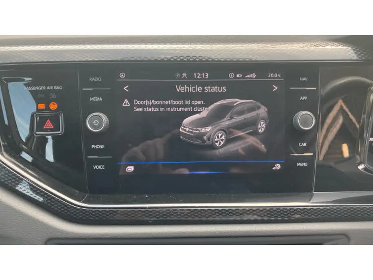 2022-volkswagen-taigo-10-tsi-life-110ps-dsg-big-28