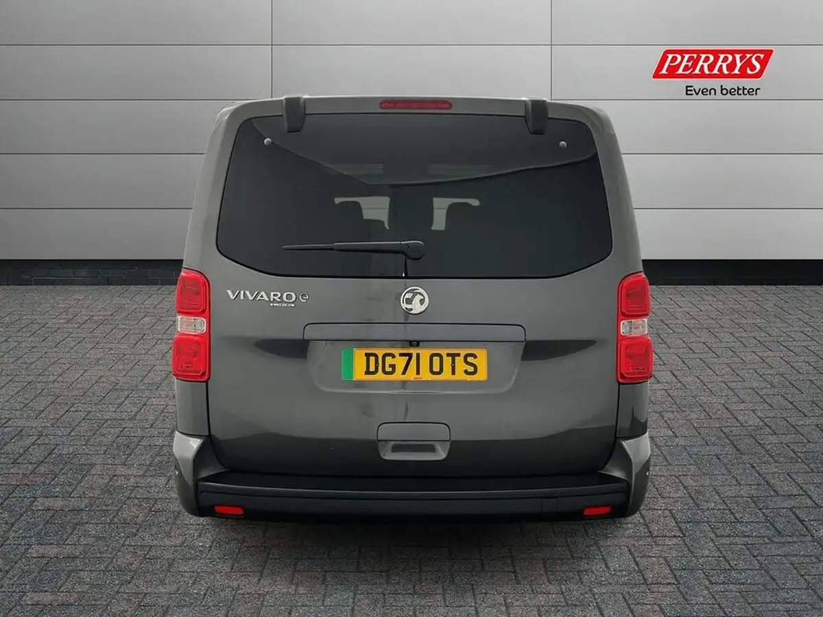 2021-vauxhall-vivaro-life-big-4
