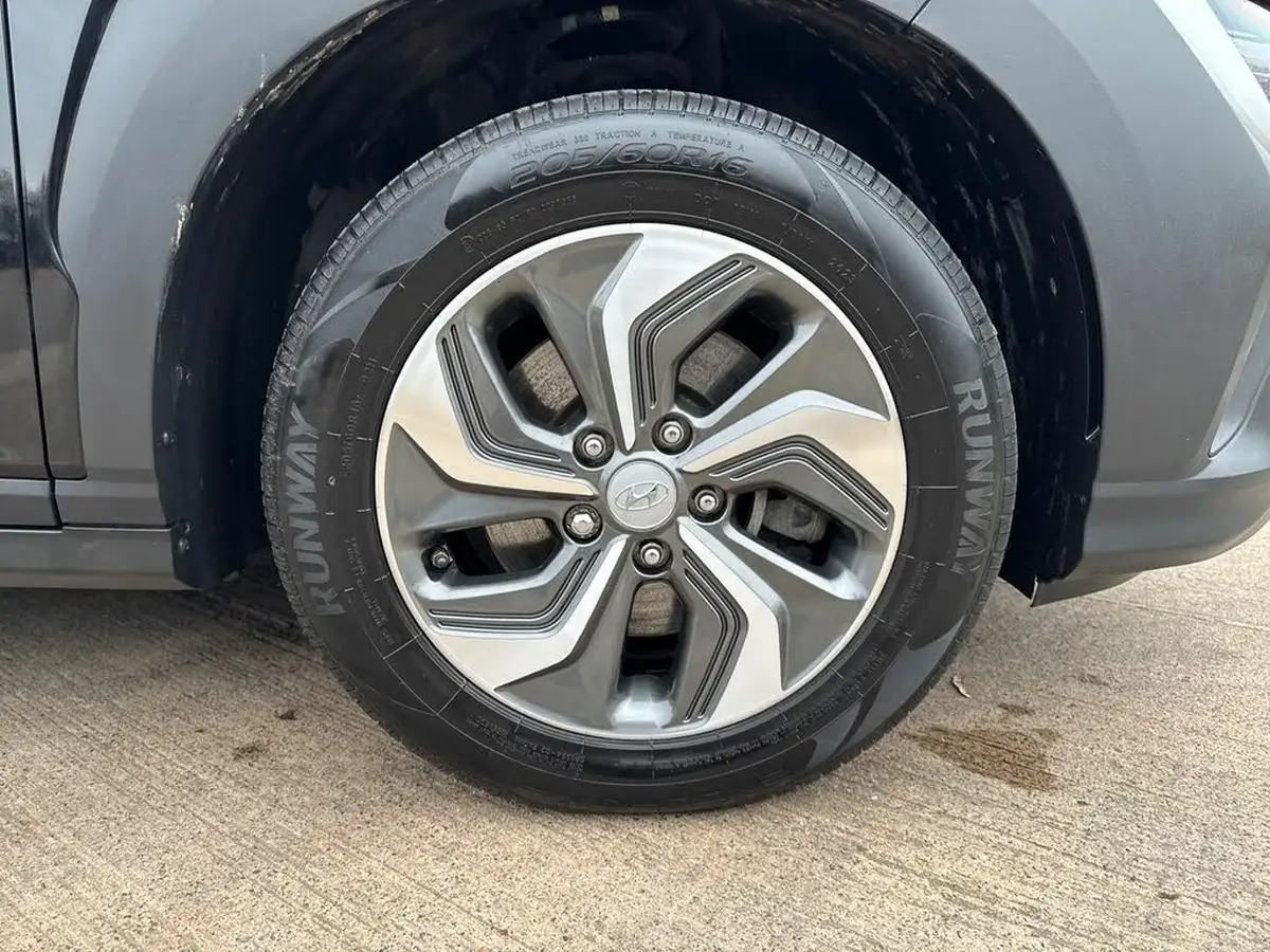 2023-hyundai-kona-16-gdi-se-connect-big-8