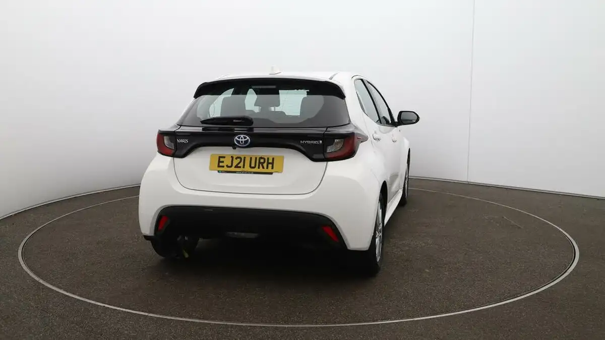 2021-toyota-yaris-15-vvt-i-icon-114bhp-hybrid-1490cc-e-cvt-big-49