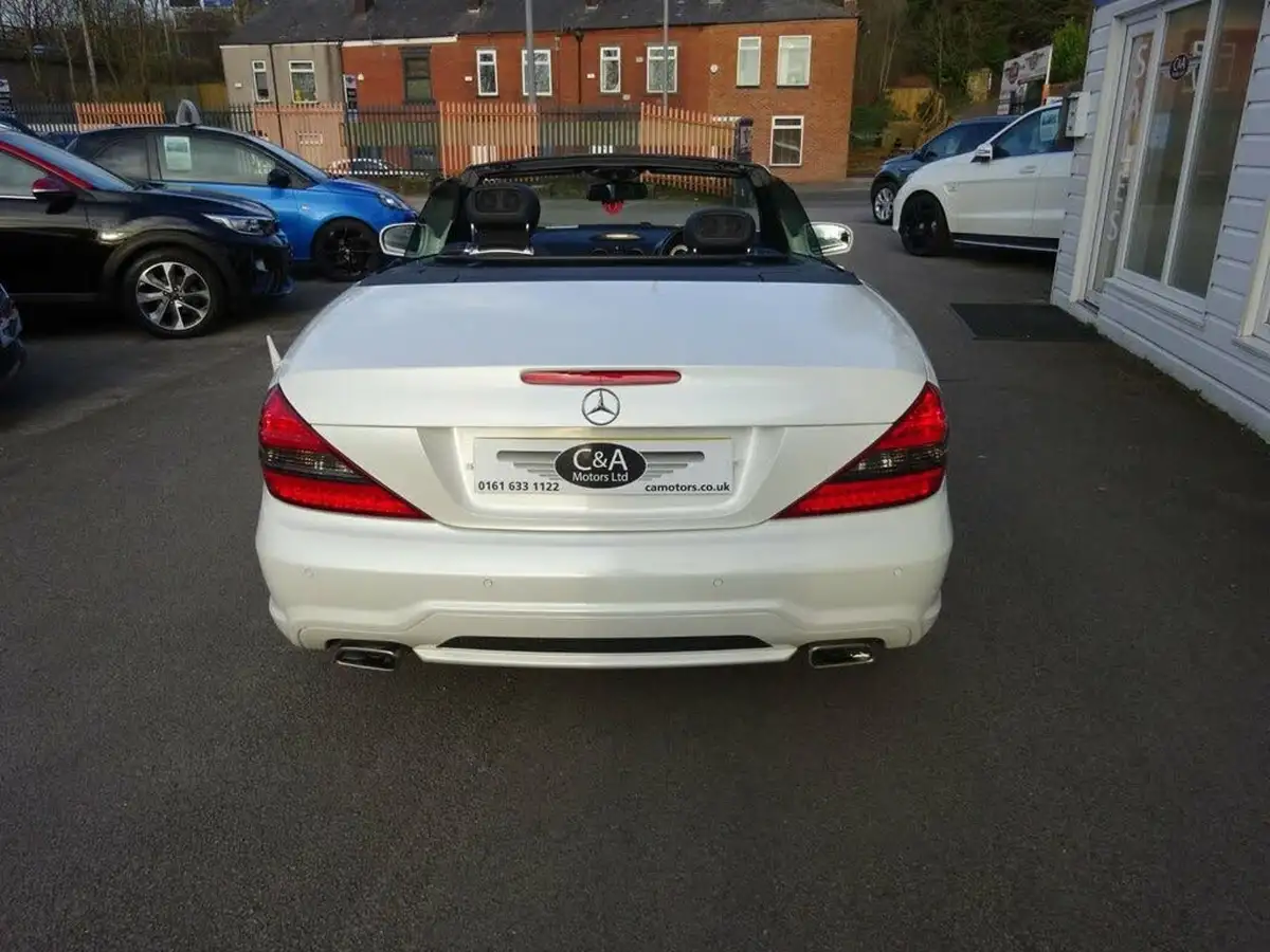 2010-mercedes-benz-sl-class-30-sl300-big-16