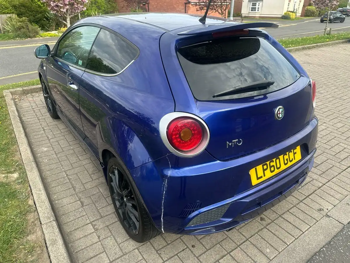 2011-alfa-romeo-mito-14-veloce-tb-multiair-135bhp-big-8