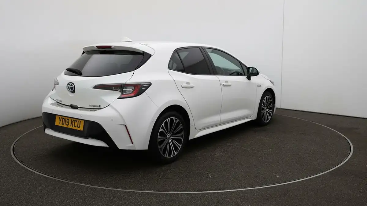 2019-toyota-corolla-18-vvt-i-design-trk-hatchback-5d-big-46