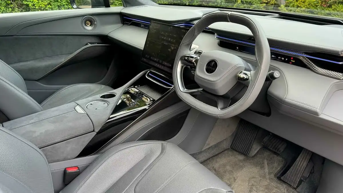 2023-lotus-eletre-e-s-big-5